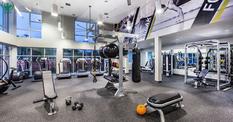 Phòng gym với đủ thiết bị